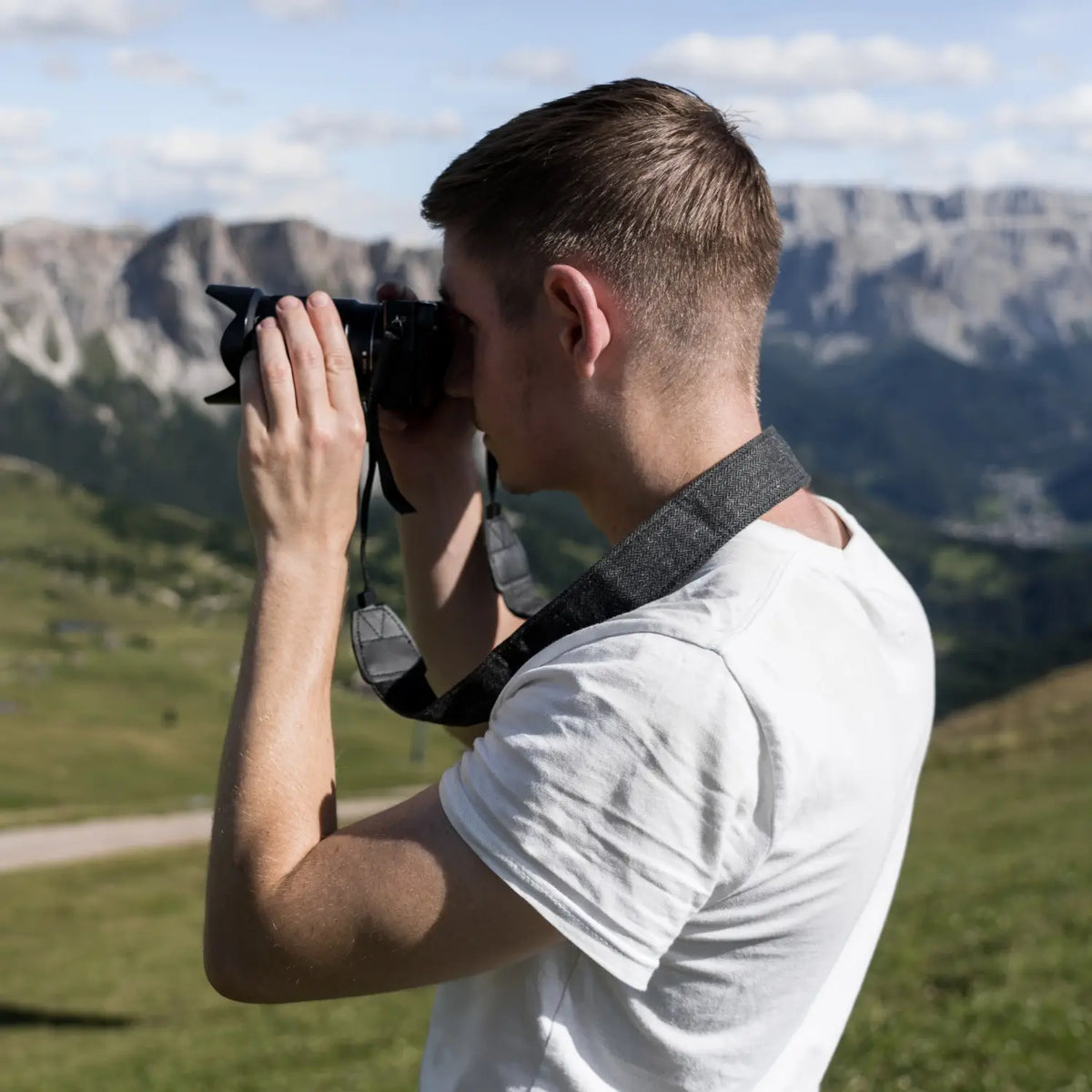 Inka camera strap - stylish carrying strap, adjustable from 85-110cm - Camera & Photo > Camera Accessories Camera Straps