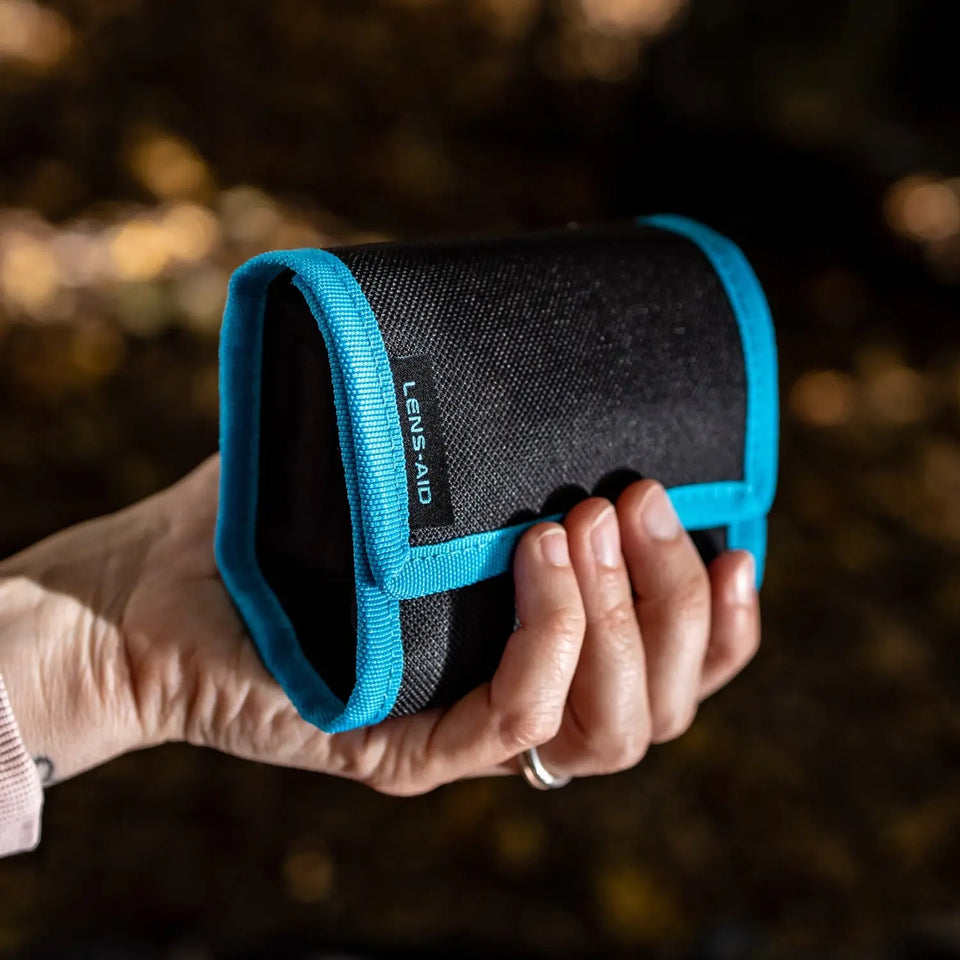 Sacoche pour 4 batteries - Photo > Accessoires pour appareils photo > Chargeurs > Accessoires pour batteries