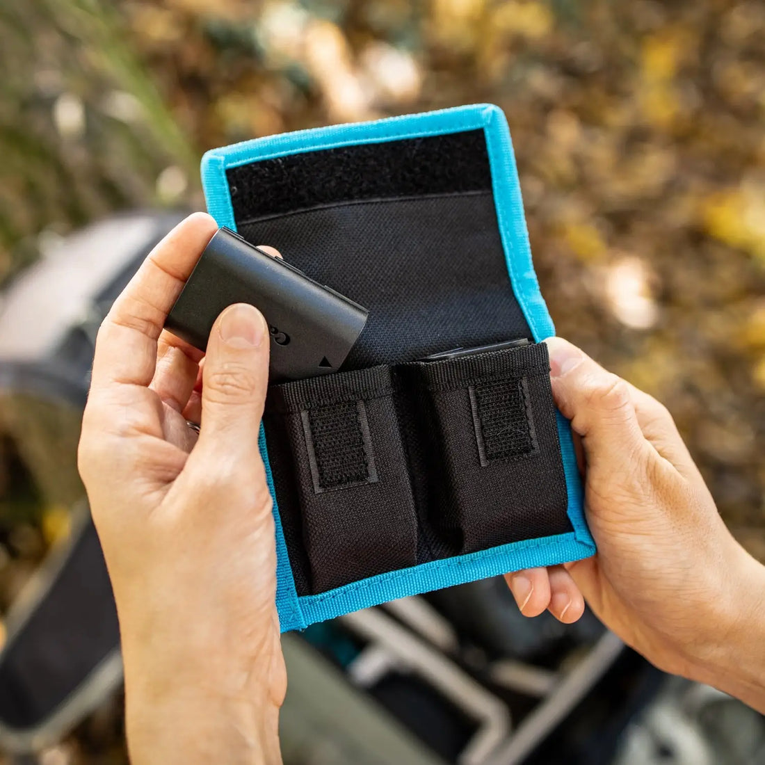 Kamera Akku-Tasche für bis zu 4 Akkus & Batterien - Foto > Kamerazubehör Ladegeräte Akku-Zubehör Akku-Taschen