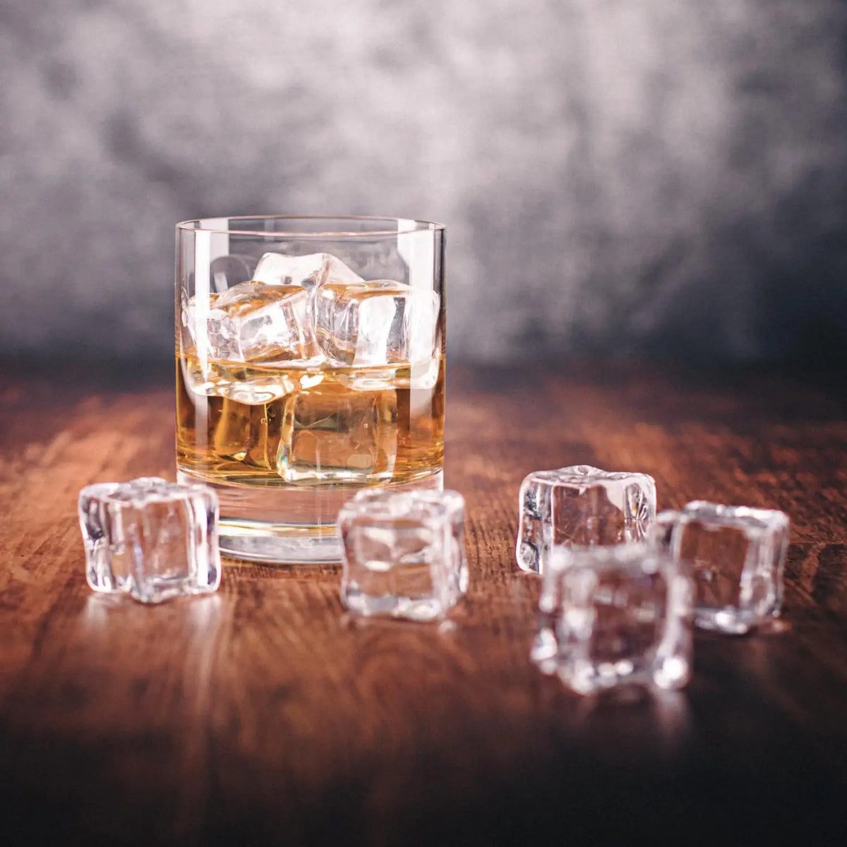 Transparent decorative plastic ice cubes - Camera & Photo > Photo Studio Equipment Photo Studio Accessories